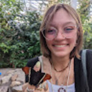 Meet your Posher, Camy